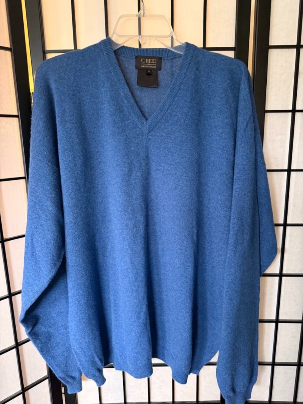 C. Reid 1949 100% Cashmere Made in Scotland Men's Blue V-Neck Sweater Size XL